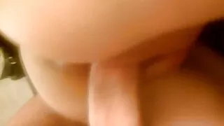 에 버려진 성숙한 섹스 앞의 작은 일본 닭고 큰 것