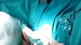 왕성하게 소녀 스타킹에서 즐거움을 빌어 먹는 흥분 섹스 포로노 여자 항문